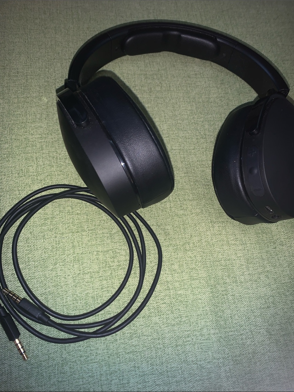 Skull Candy bluetooth/Wired Headphones